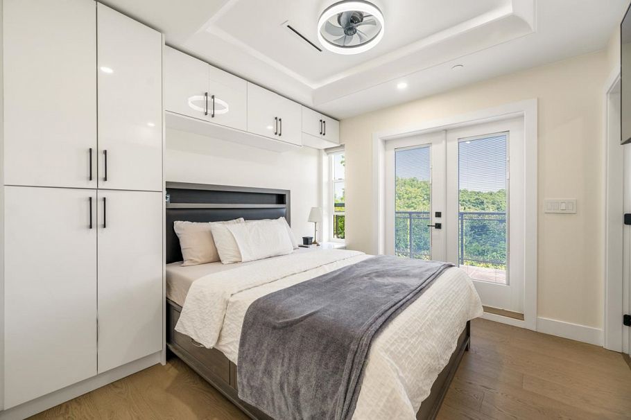 2798 E 43rd Avenue Vancouver, BC - 12