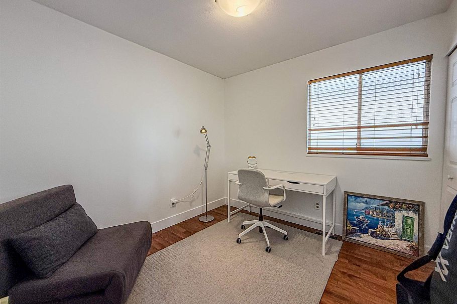 1717 Tatlow Avenue North Vancouver, BC - 18