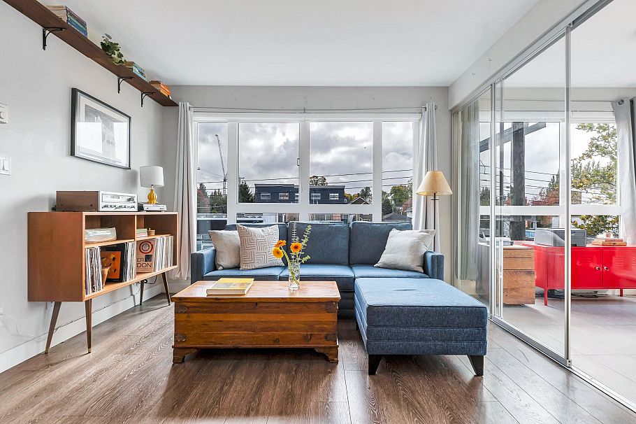 329 1588 E Hastings Street Vancouver, BC - 3