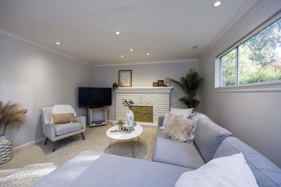 2100 Whitman Avenue North Vancouver, BC - 27