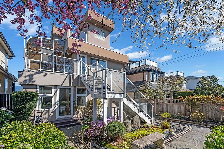 4060 W 10th Avenue Vancouver, BC - 33