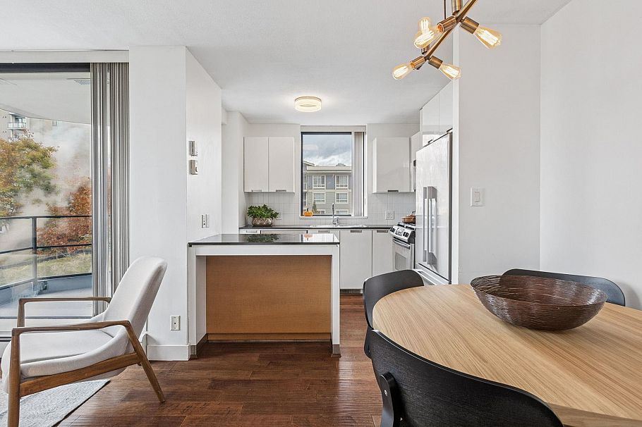 605 151 W 2nd Street North Vancouver, BC - 8