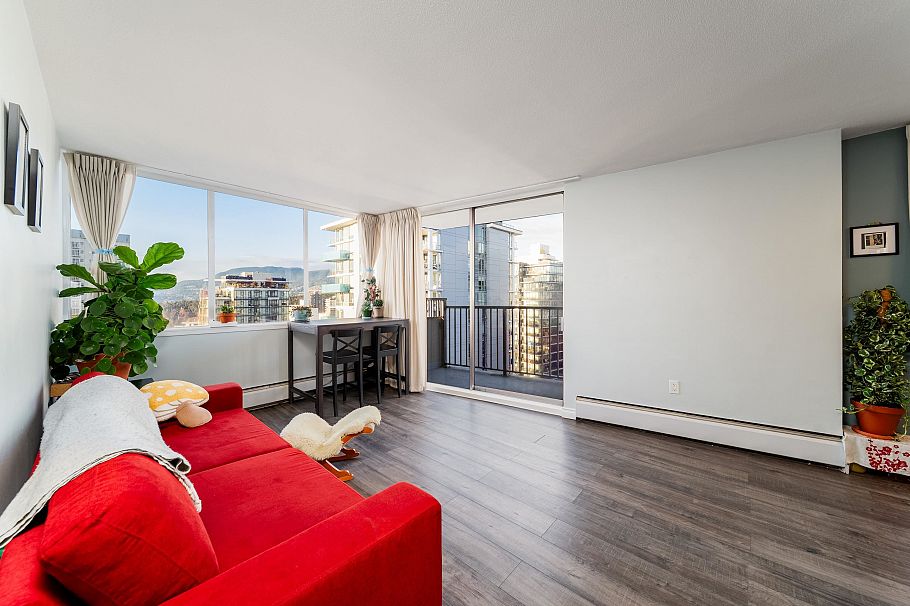 2004 1251 Cardero Street Vancouver, BC - 5