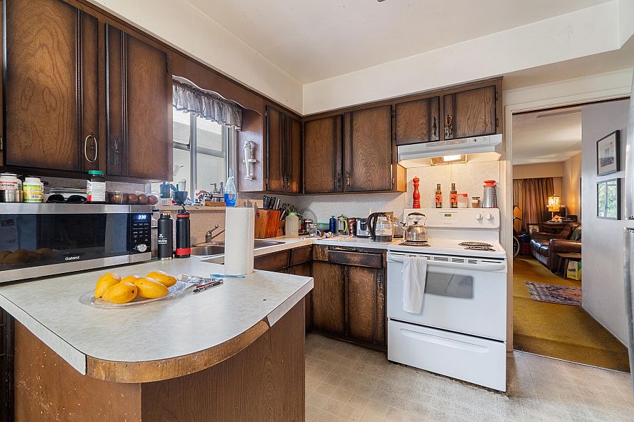 6549 Kerr Street Vancouver, BC - 6