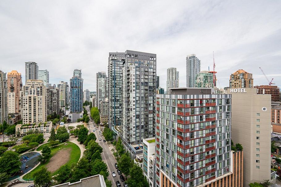 PH3 1082 Seymour Street Vancouver, BC - 17