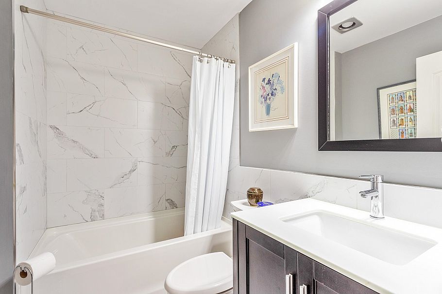 36 1925 Indian River Crescent North Vancouver, BC - 25