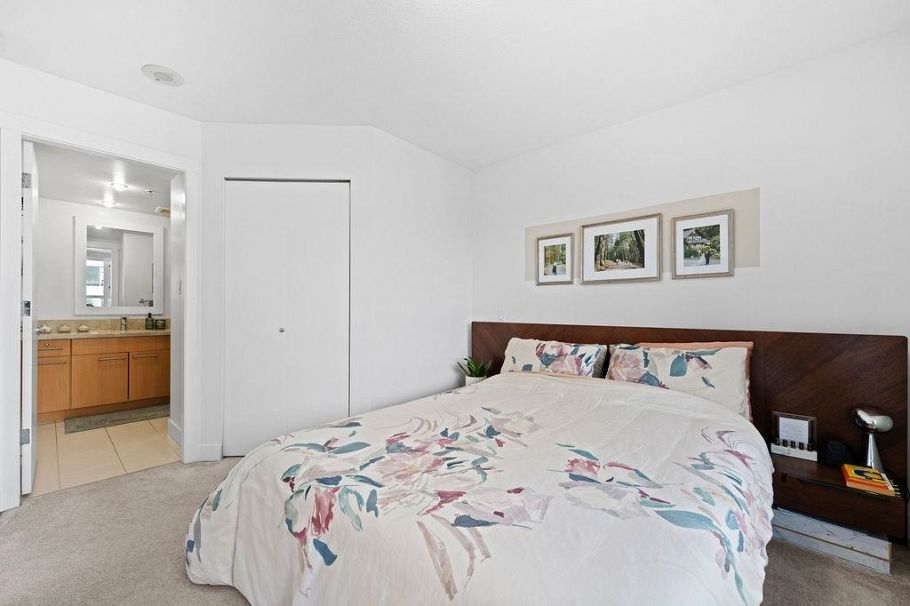 1004 121 W 16th Street North Vancouver, BC - 10