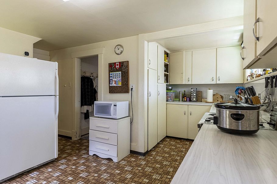 3536 W 22nd Avenue Vancouver, BC - 13