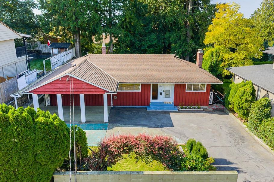 723 Handsworth Road North Vancouver, BC - 40