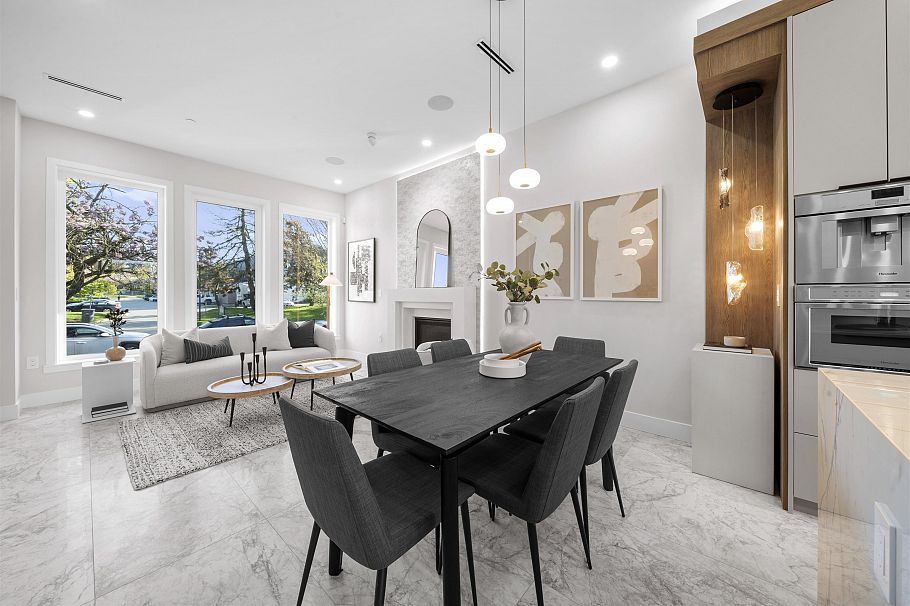 2455 W 10th Avenue Vancouver, BC - 22