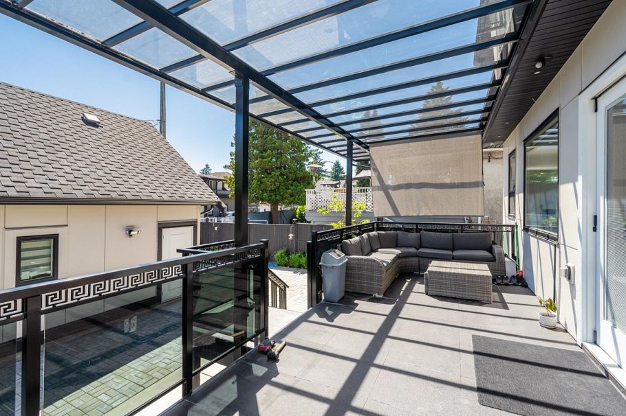 2798 E 43rd Avenue Vancouver, BC - 31