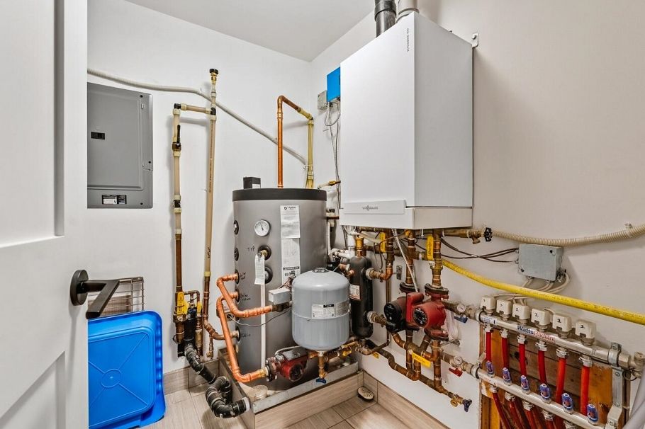 100 656 W 13th Avenue Vancouver, BC - 17