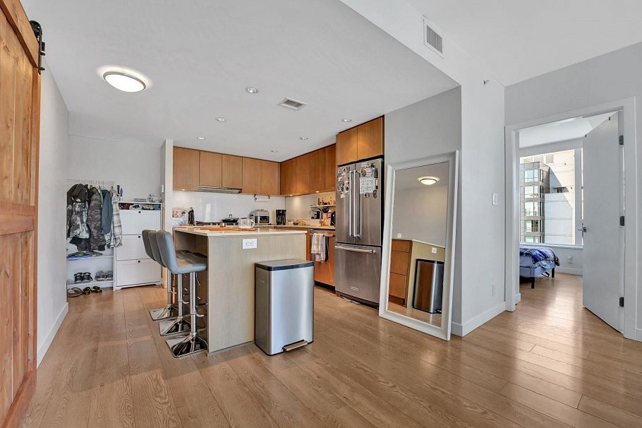 1510 111 E 1st Avenue Vancouver, BC - 6