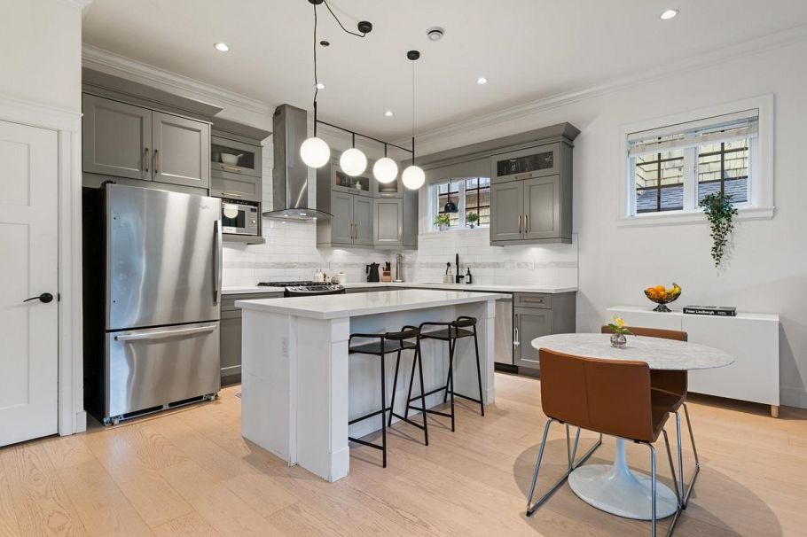 1923 Grant Street Vancouver, BC - 8