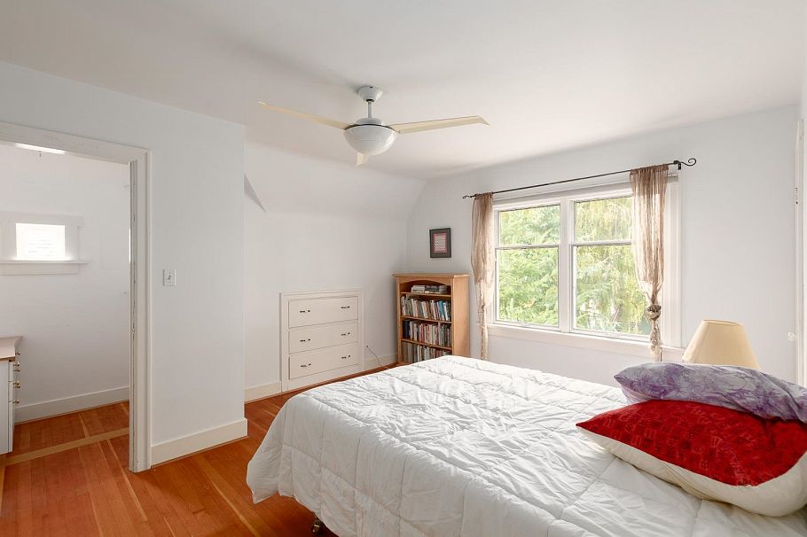 3782 W 24th Avenue Vancouver, BC - 22