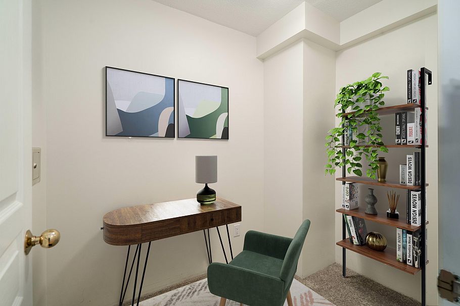 1704 1189 Howe Street Vancouver, BC - 11