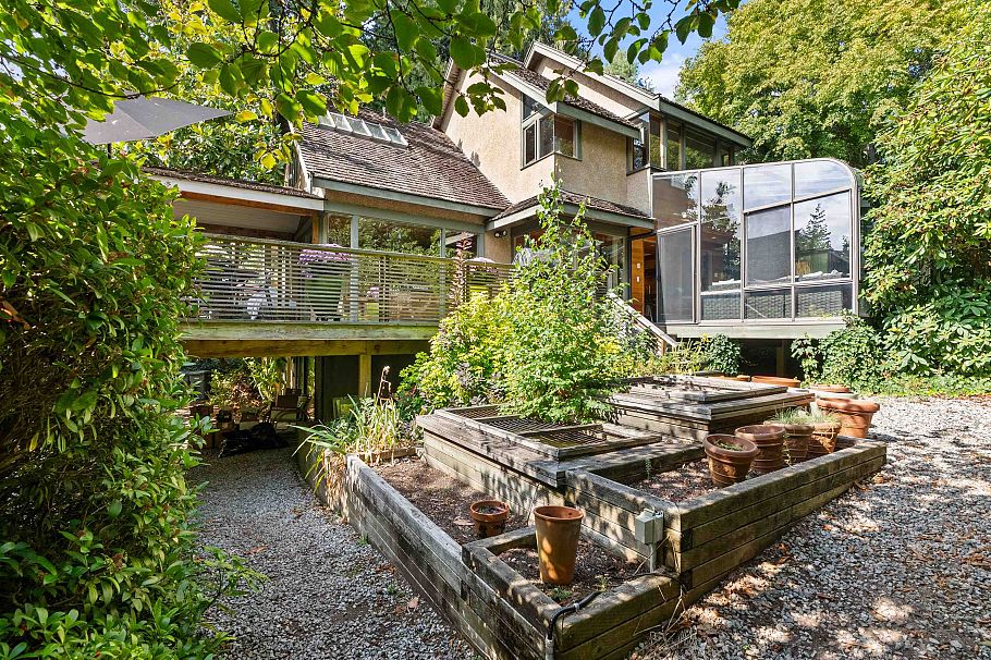 5588 Olympic Street Vancouver, BC - 28