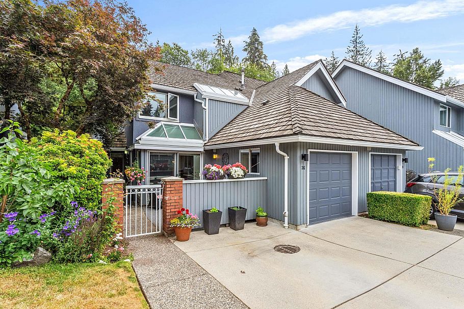 36 1925 Indian River Crescent North Vancouver, BC - 2