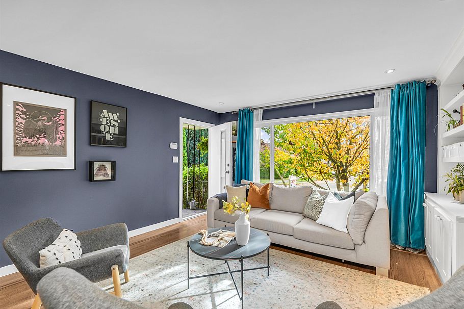 1327 E 29th Avenue Vancouver, BC - 4