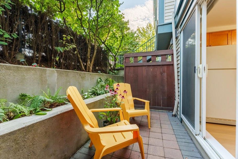 12 288 St. Davids Avenue North Vancouver, BC - 2