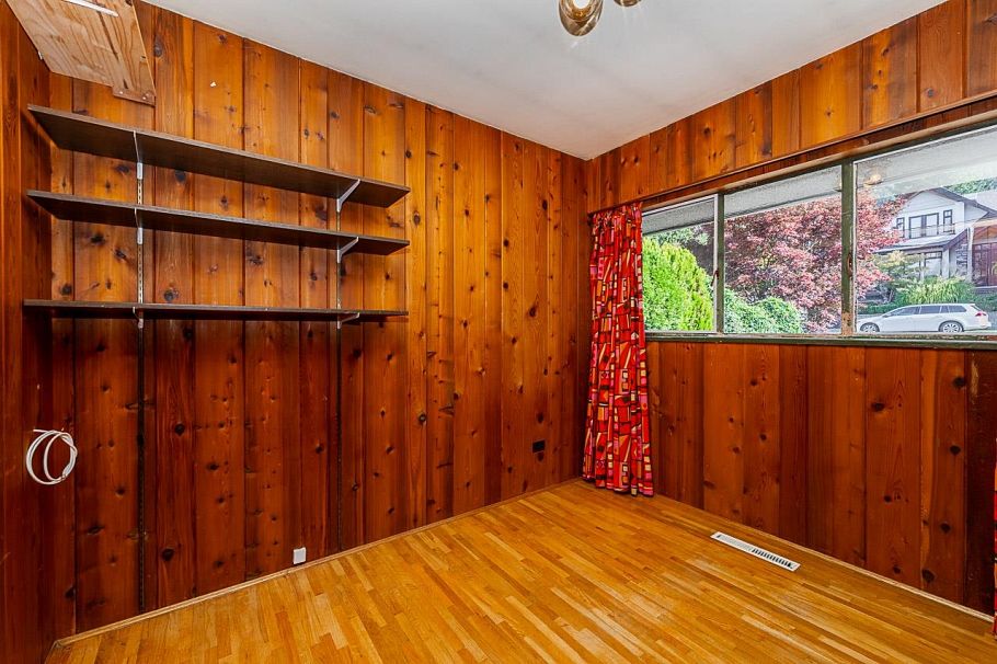 723 Handsworth Road North Vancouver, BC - 19