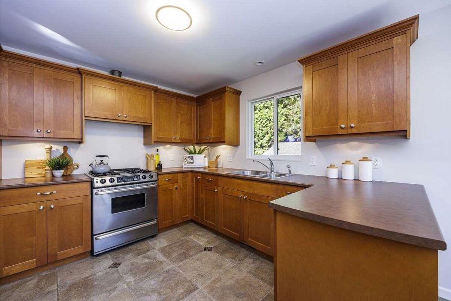 2100 Whitman Avenue North Vancouver, BC - 15