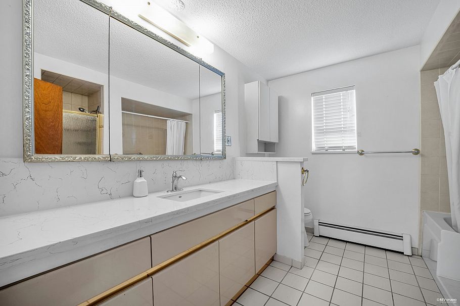 2051 W 17TH AVENUE, Vancouver BC V6J 2N3 Vancouver, BC - 11