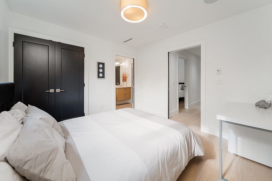 3783 W 27th Avenue Vancouver, BC - 25