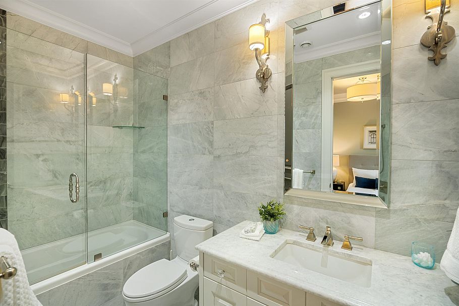 1189 W 32nd Avenue Vancouver, BC - 12