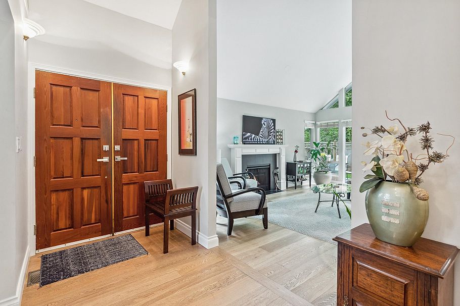 36 1925 Indian River Crescent North Vancouver, BC - 6