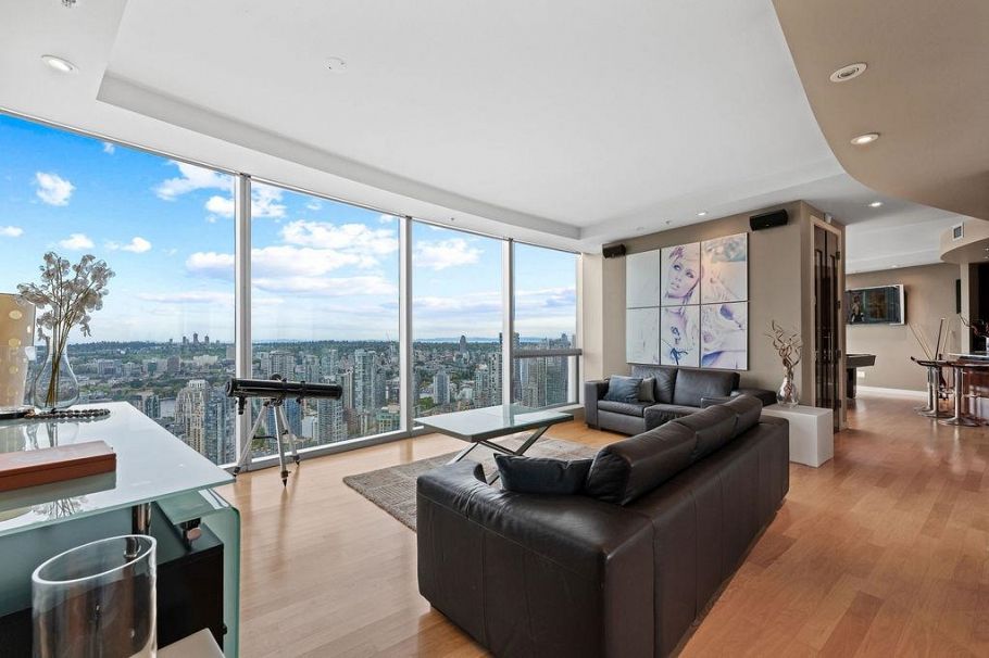 4303 938 Nelson Street Vancouver, BC - 2