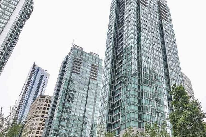 1501 1288 W Georgia Street Vancouver, BC - 1