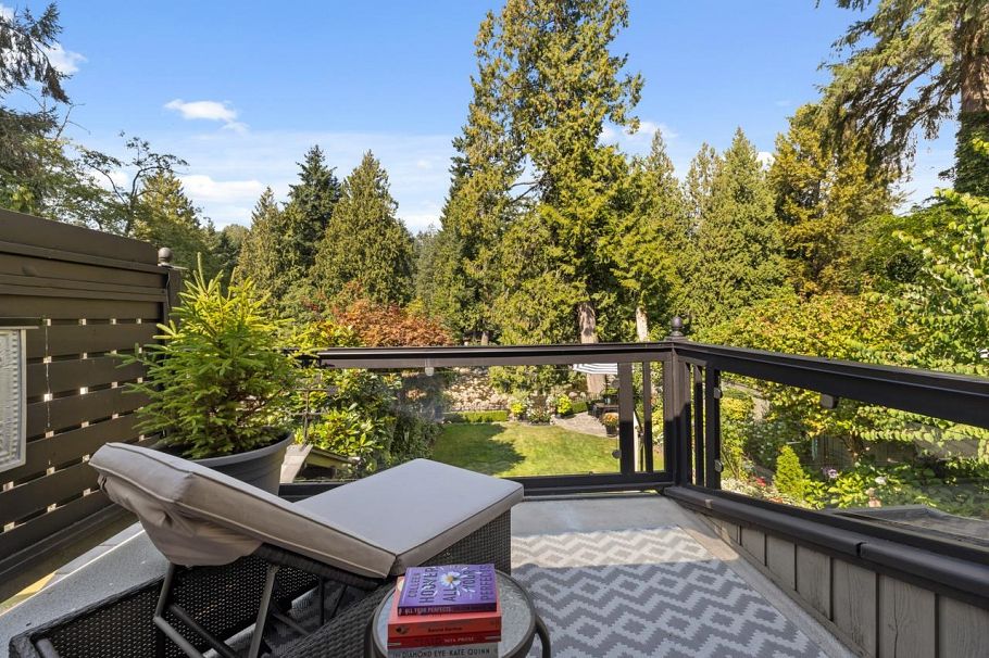 849 Riverside Drive North Vancouver, BC - 21