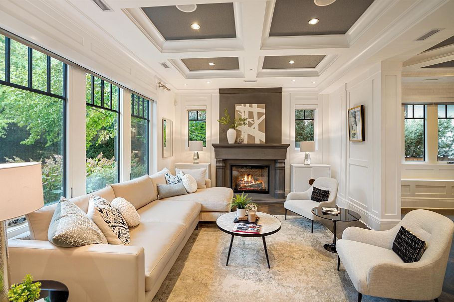 1189 W 32nd Avenue Vancouver, BC - 2