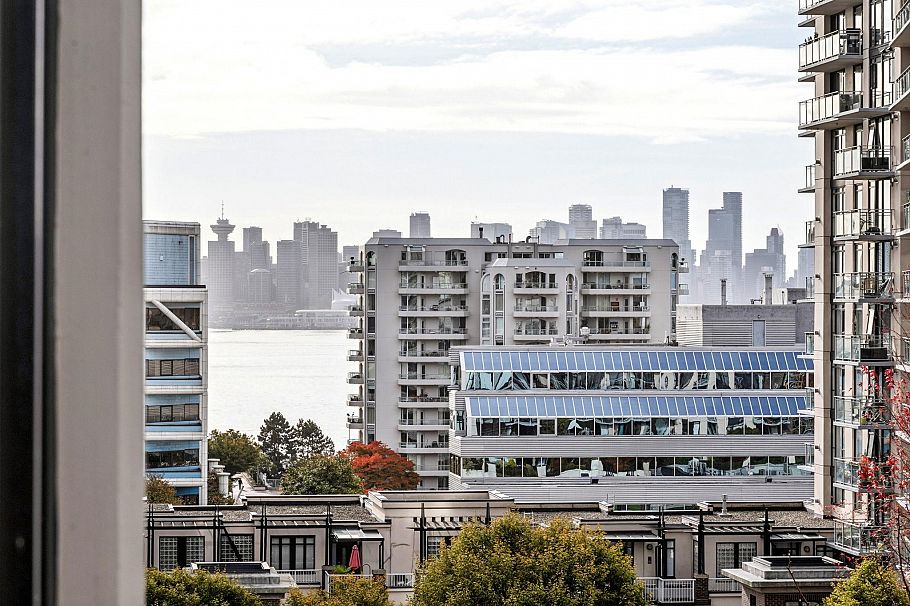 605 151 W 2nd Street North Vancouver, BC - 24