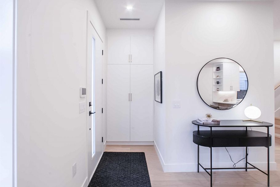 1 2785 W 21 Avenue Vancouver, BC - 2