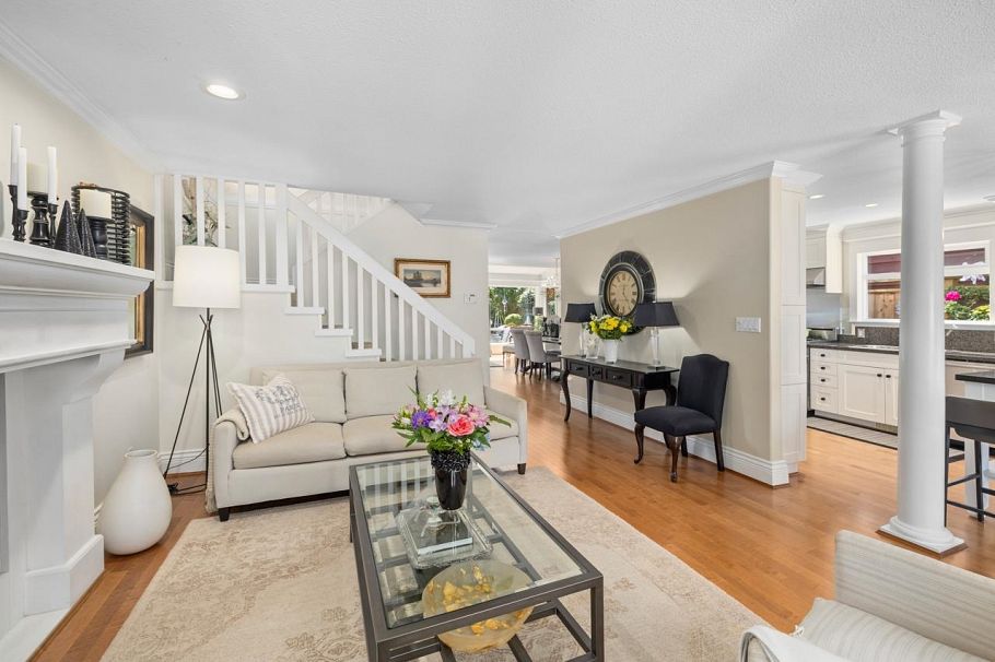 849 Riverside Drive North Vancouver, BC - 6