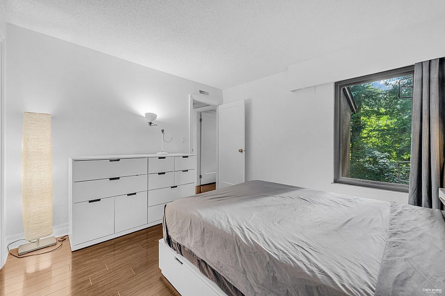 1854 Purcell Way North Vancouver, BC - 11