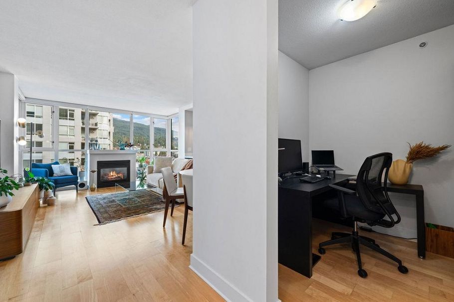 1004 121 W 16th Street North Vancouver, BC - 14