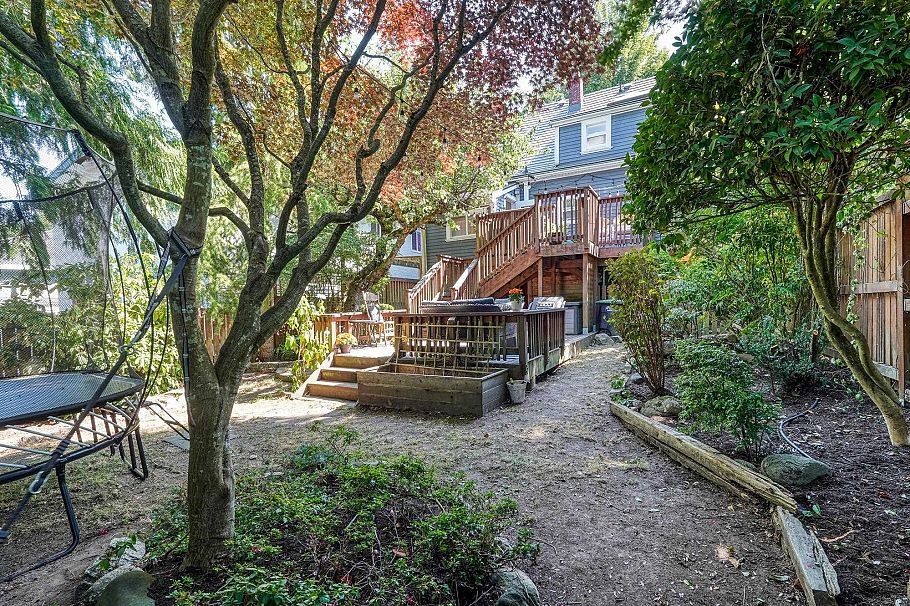 1807 E 35th Avenue Vancouver, BC - 23