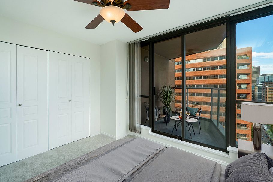 1704 1189 Howe Street Vancouver, BC - 9