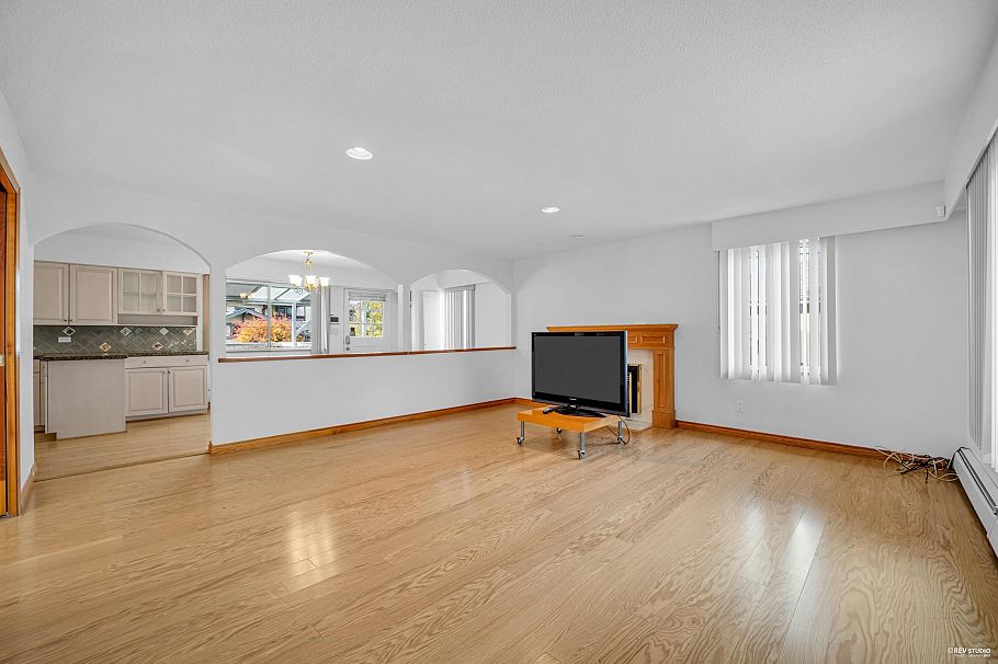 2051 W 17TH AVENUE, Vancouver BC V6J 2N3 Vancouver, BC - 5