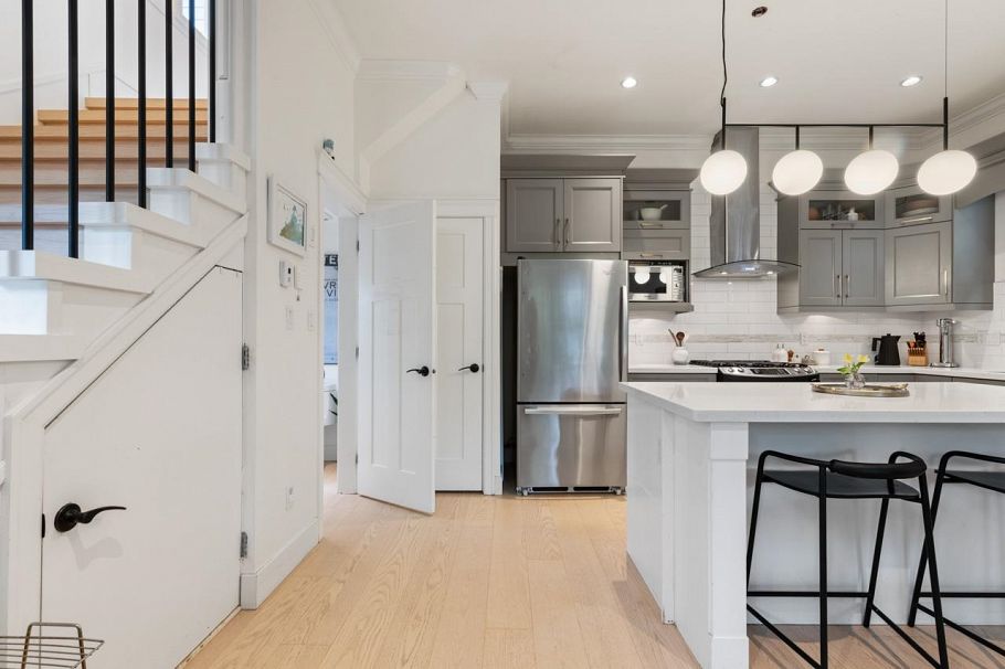 1923 Grant Street Vancouver, BC - 11