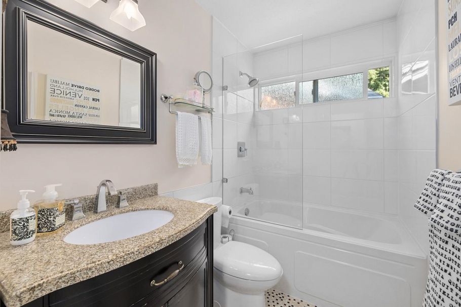 849 Riverside Drive North Vancouver, BC - 25