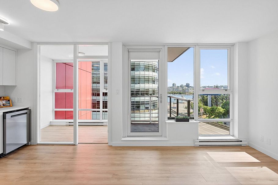 609 111 W Georgia Street Vancouver, BC - 14