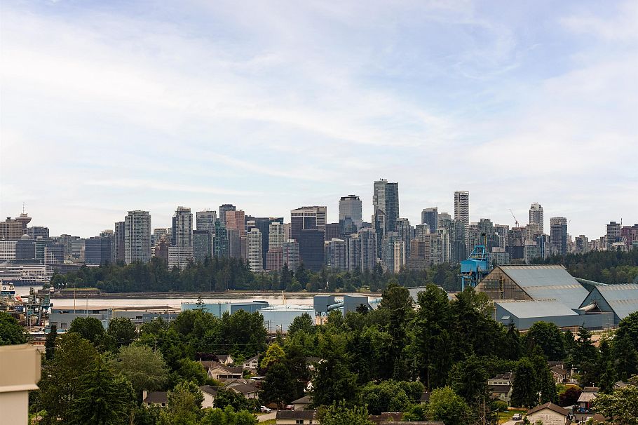 1205 1632 Lions Gate Lane North Vancouver, BC - 9