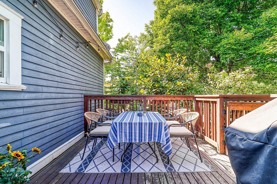 1807 E 35th Avenue Vancouver, BC - 20