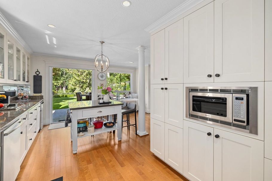 849 Riverside Drive North Vancouver, BC - 15