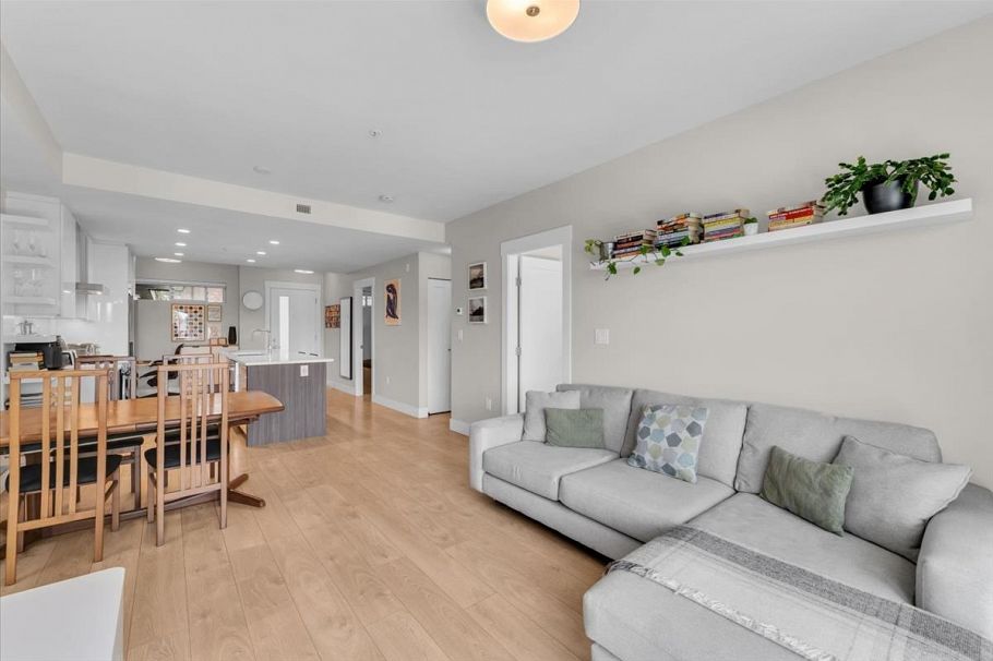 211 1496 Charlotte Road North Vancouver, BC - 9