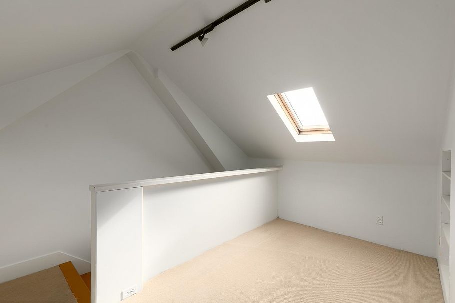 3782 W 24th Avenue Vancouver, BC - 30